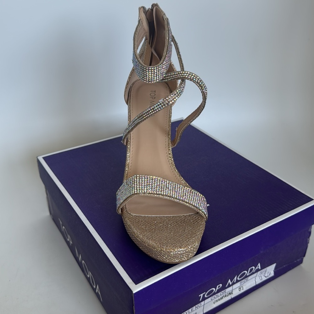 Top Moda Women's Gold Strappy rhinestone Heels 8.5 - Picture 3 of 6